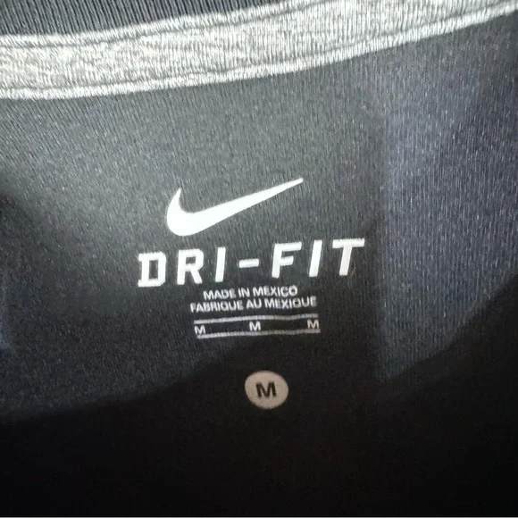 Nike Set of 2 Short Sleeve Dri Fit Tops Black & Gray Workout Gym Athletic - Picture 4 of 7